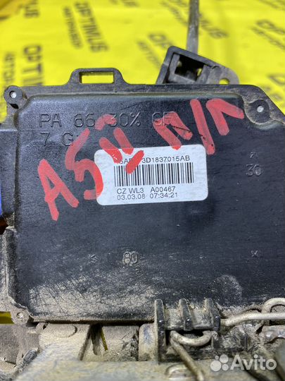 Замок передней левой двери Skoda Octavia A5 BSE