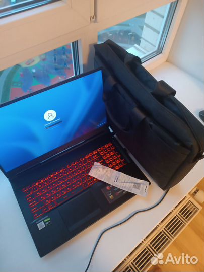 Ноутбук MSI GL75 Leopard 10scxr-007XRU 17.3 144gz