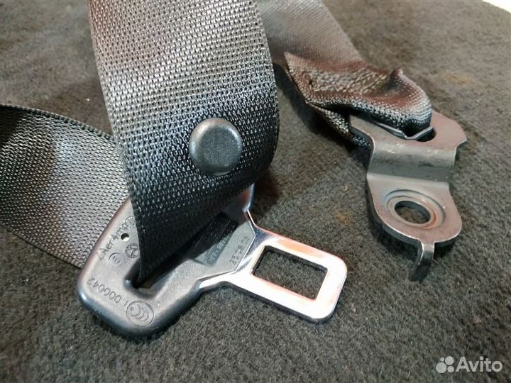 Ремень безопасности передний левый Mercedes-Benz E