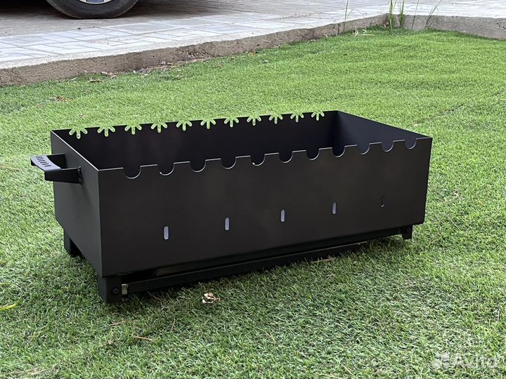 Мангал на складных ножках