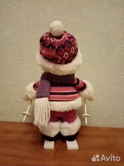 Снеговик на лыжах. Эксклюзивный