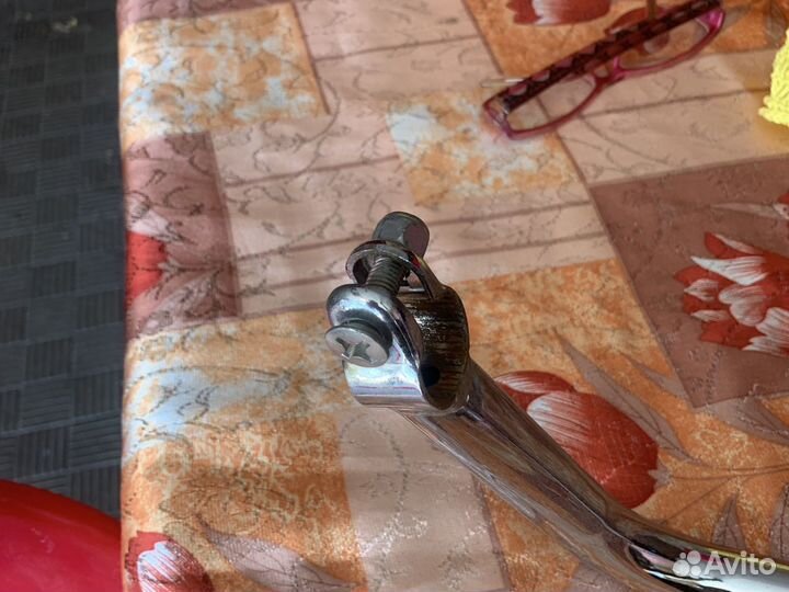 Ручка поддерживать начинающих велосипедистов