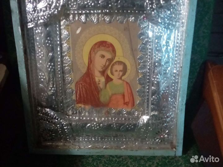 Иконы столетние