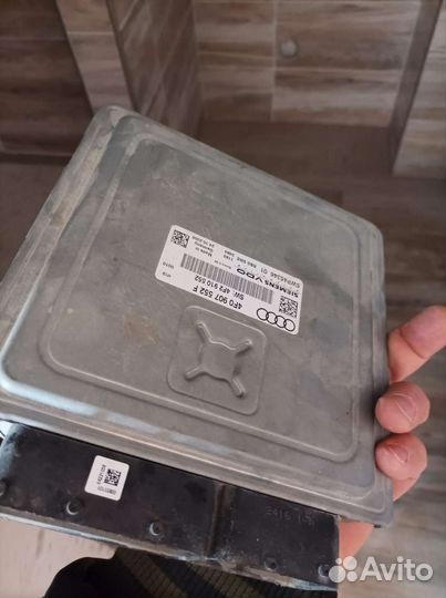 Электронный блок управления двигателем