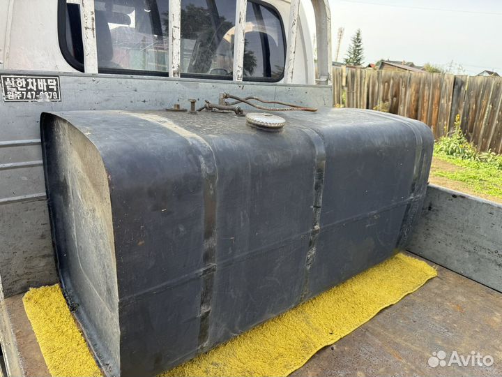 Топливный бак на грузовик 500 литров