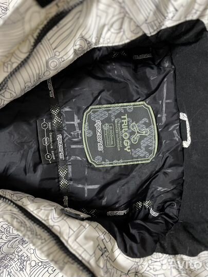 Горнолыжный костюм