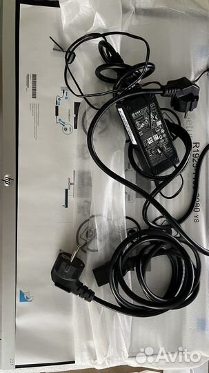 Монитор HP 21.5