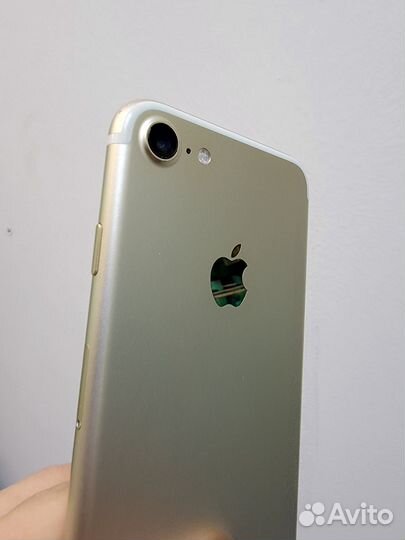 iPhone 7, 32 ГБ