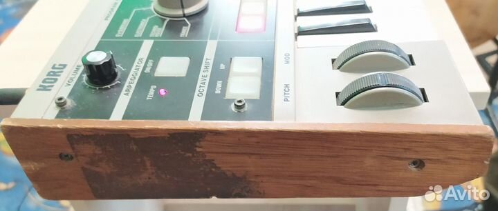 Синтезатор-вокодер korg Microkorg MK1