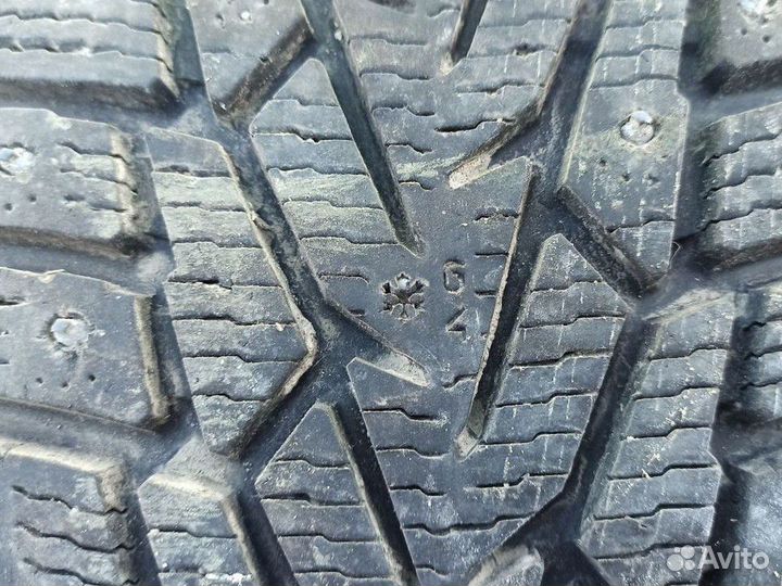 Nokian Tyres Hakkapeliitta 5 SUV 215/65 R16 102T