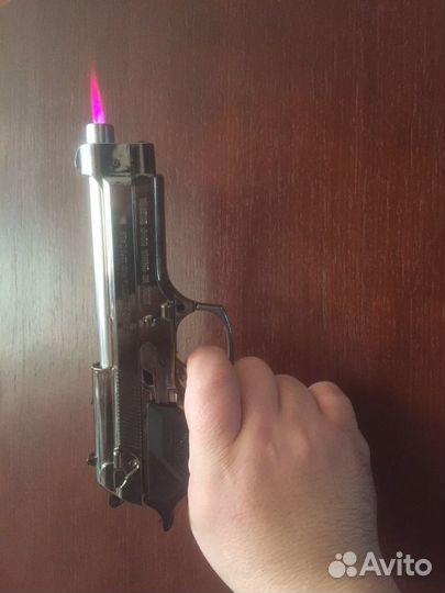 Зажигалка в виде пистолета Beretta M9 1:1