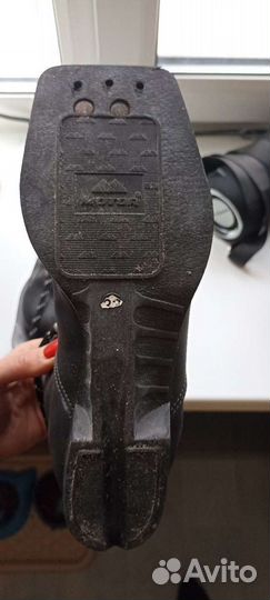 Лыжные ботинки классические 33размер