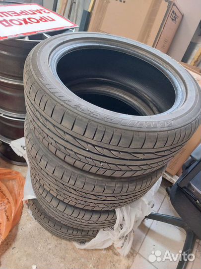 Bridgestone Potenza RE050A 225/50 R18