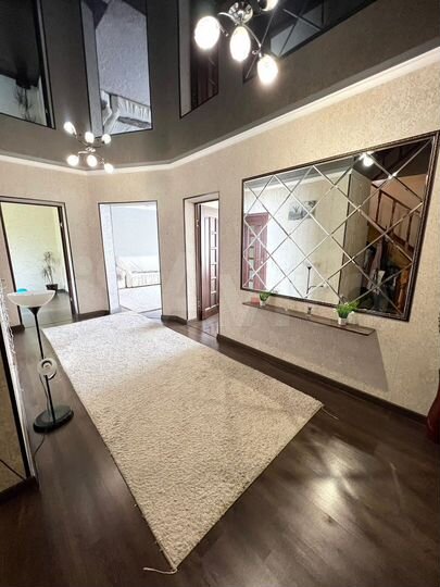 Дом 158 м² на участке 9 сот.