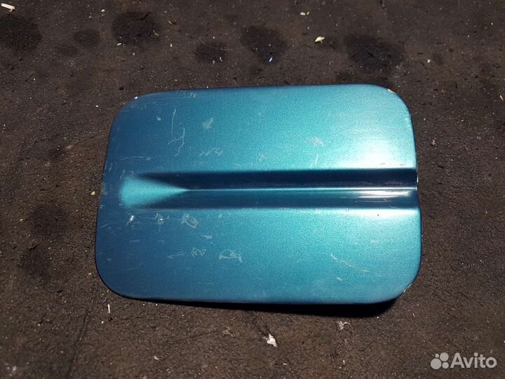 Лючок бензобака Volkswagen Passat B3