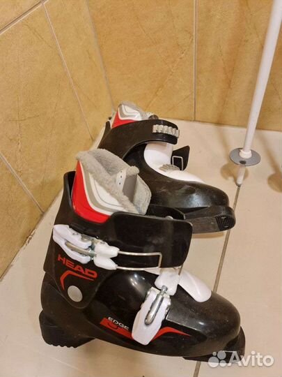 Комплект детский: горные лыжи, палки, ботинки