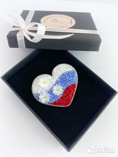 Брошь ручной работы