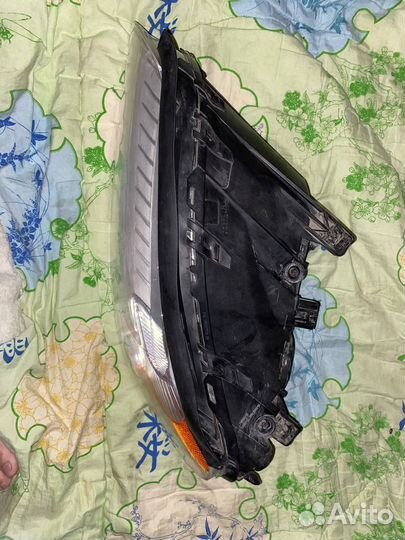 Фара Volvo XC 70 s80