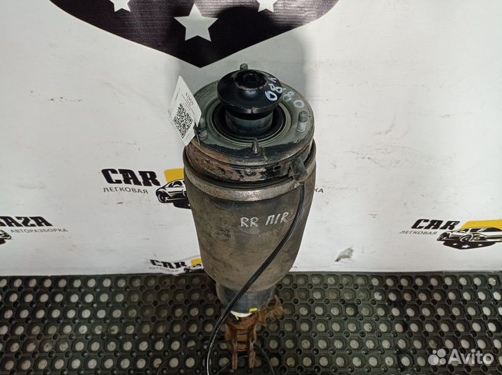 Пневмостойка амортизатора передняя левая L