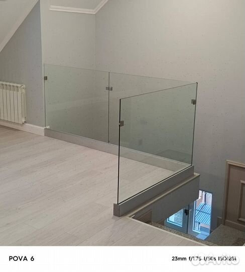 Стеклянные перила для лестниц