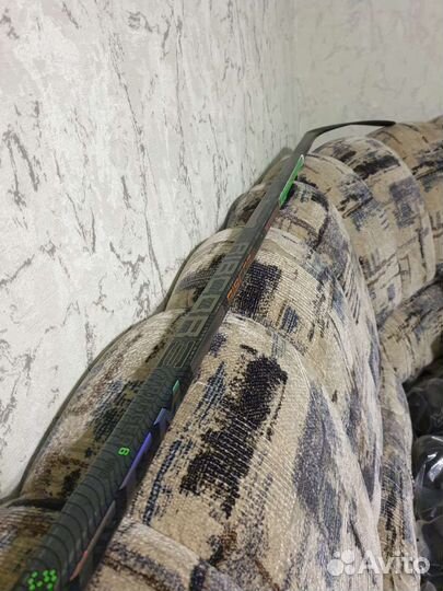 Клюшка хоккейная новая