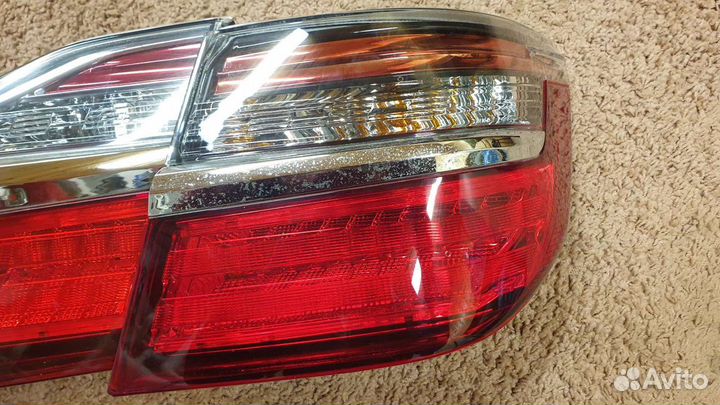 Правые фонари toyota camry 55