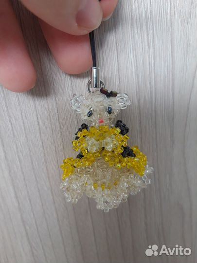 Брелок из бисера