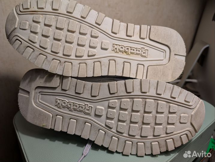 Кроссовки женские Reebok 38