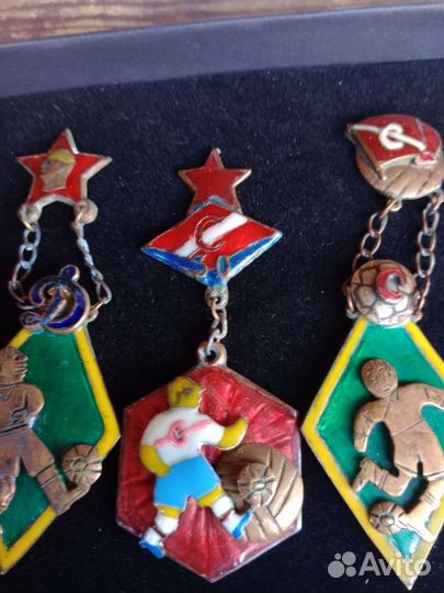 Знаки спортивные. Оригиналы