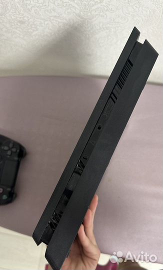 Sony PS4 slim