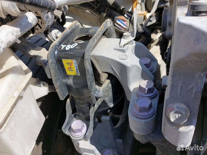 Toyota Rav4 XA50 Подушка двигателя