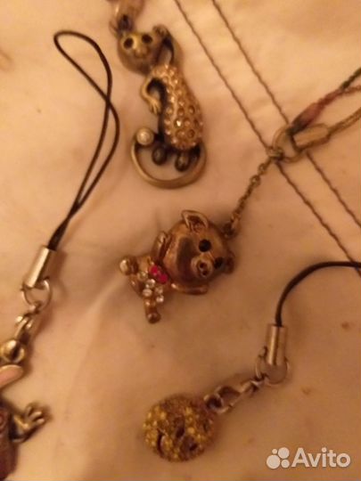 Подвески на телефон 8 штук