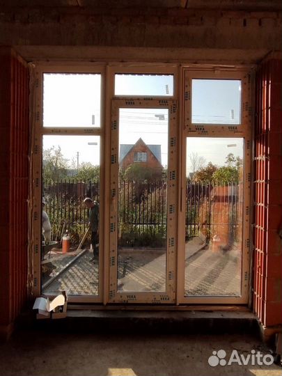 Пластиковые двери