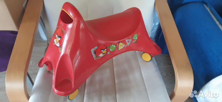 Беговел четырехколесный