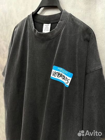 Футболка vetements