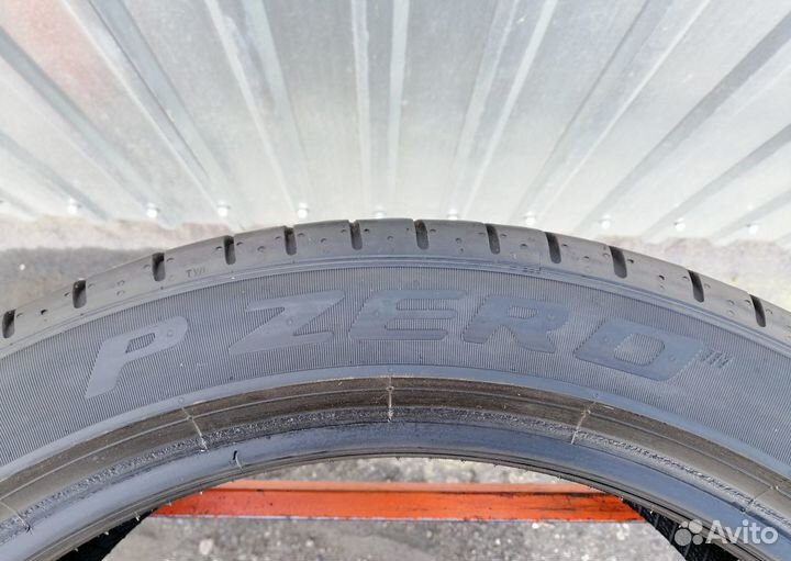 Pirelli P Zero PZ4 225/45 R19 96Y