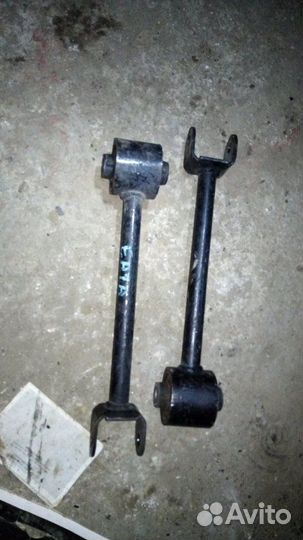 Рычаг подвески задний Mitsubishi Galant EA1A