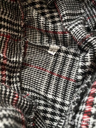 Продам костюм женский твидовый с шортами