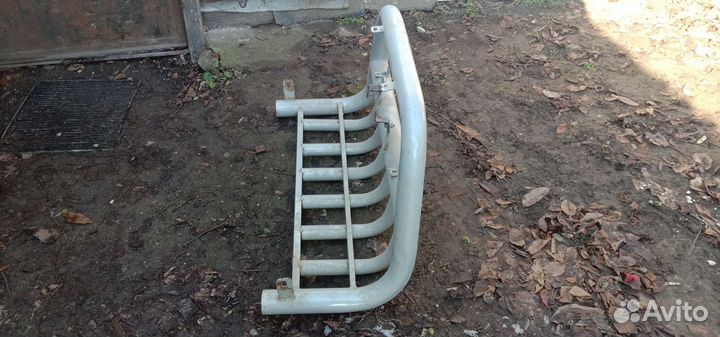 Бампер для защиты машины