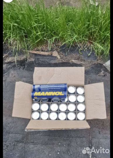 Смазка в Тубах, Манол, Маnnol
