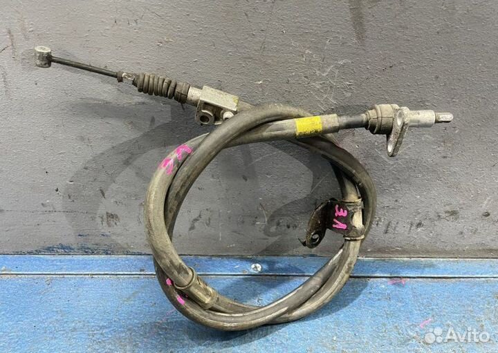 Трос ручника левый Lexus Gs 3