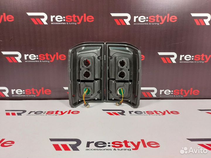 Стопы Nissan Safari 60 Красно-Черные Диодные S2575