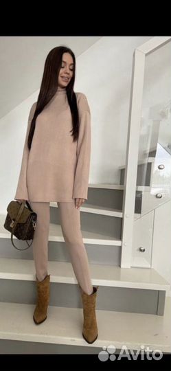 Костюм в рубчик