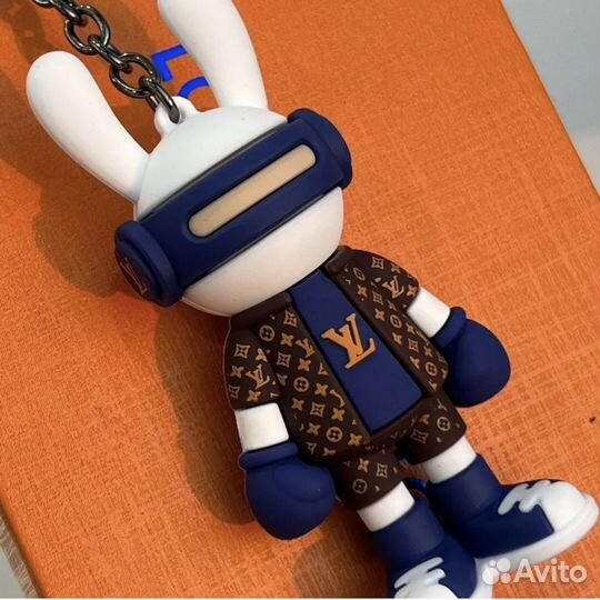 Брелок louis vuitton