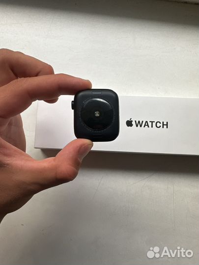 Apple Watch SE (2nd Gen), 44mm