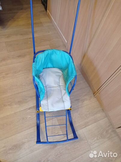 Детские санки на колесах