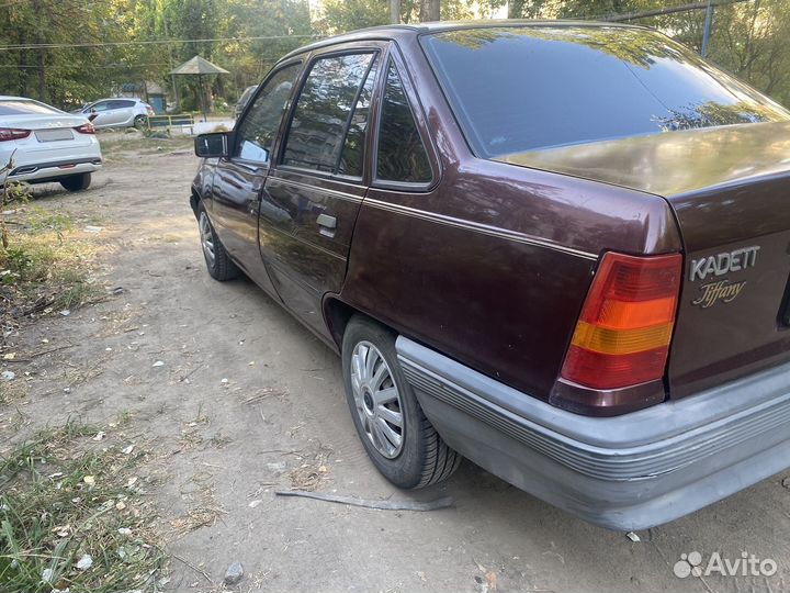 Opel Kadett 1.8 МТ, 1988, 98 000 км