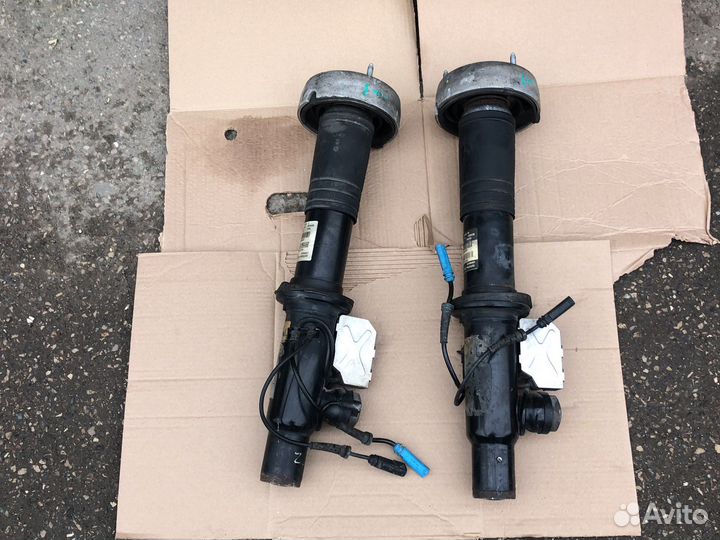 Стойки амортизаторы передние BMW X5 E70 BMW X6 E71