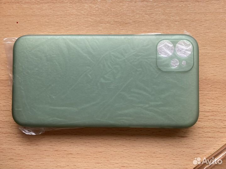Чехол на iPhone 11