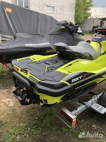 BRP SEA DOO 300 30м/ч